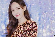 娱乐吃瓜酱20后名字,名字背后的故事与魅力 第1张 娱乐吃瓜酱20后名字,名字背后的故事与魅力 第1张